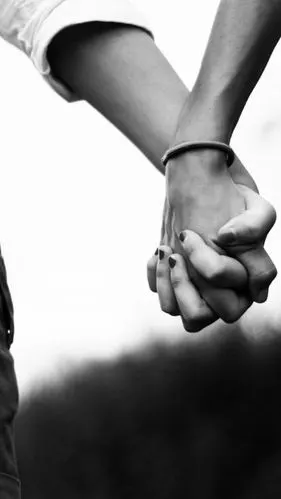 唯你懂我心浪漫情侣牵手爱情图片