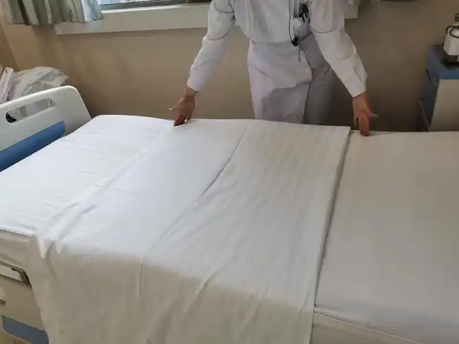 卧床及危重症患者备用床准备流程