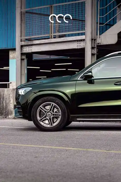 奔驰gle450漫彩改色膜祖母石绿尽显高级姿态