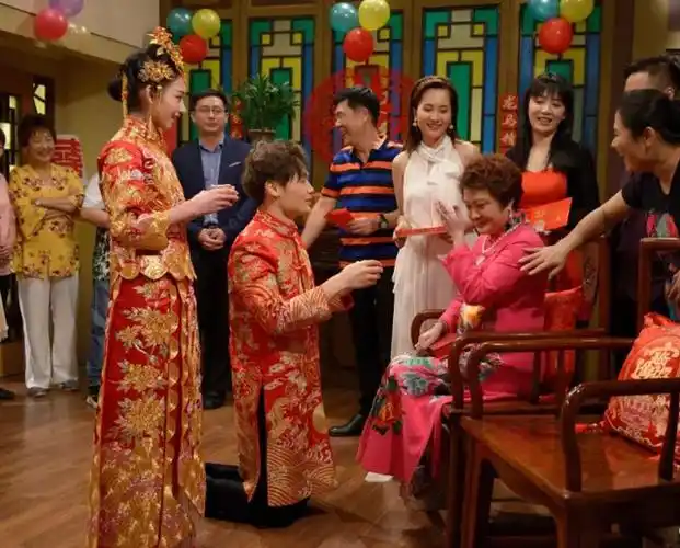 《外来媳妇本地郎》中的"苏妙婵"虎艳芬老年照,真是岁月催人老