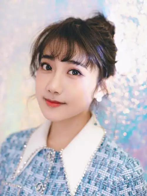 李艺彤清秀养眼写真图片16