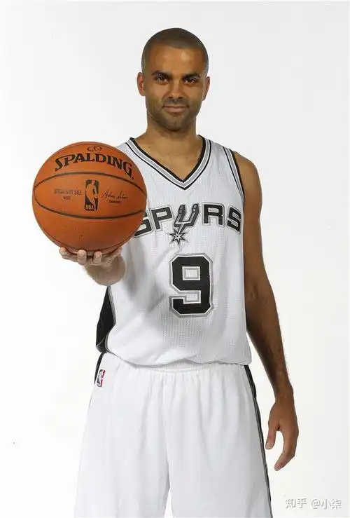 马刺将在11月12日退役托尼帕克的球衣你有什么想说的