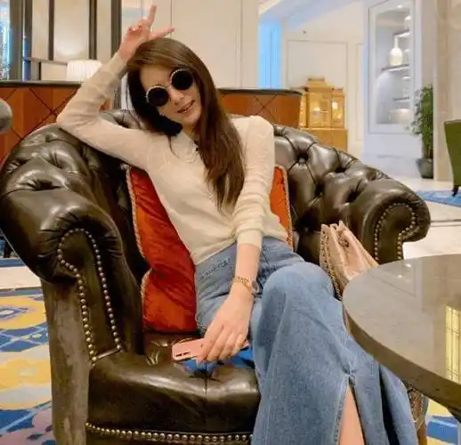 为郭富城三年生两胎方媛休闲打扮难掩凹凸感天王这次赚到了