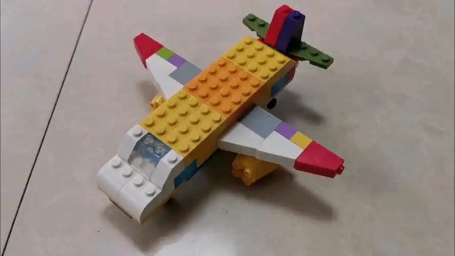 乐高积木飞机