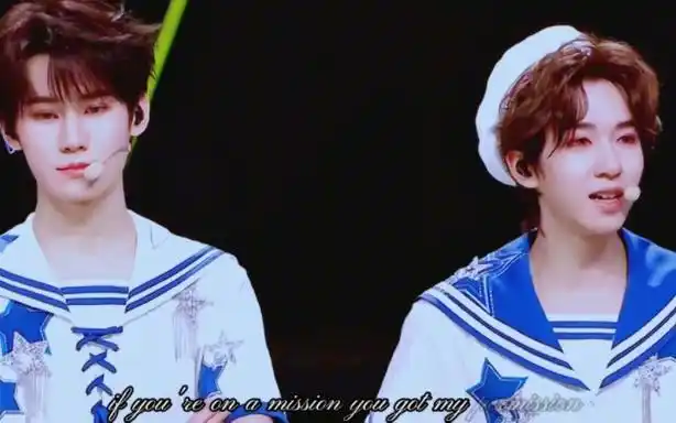 张真源贺峻霖丨源霖四周年演唱会舞台造型合集