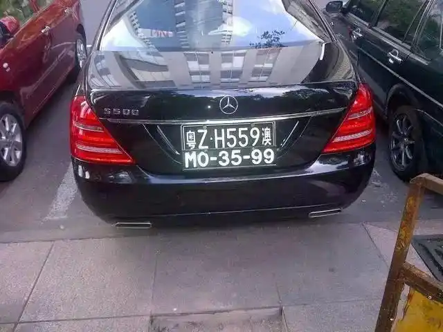 你知道车牌还分颜色吗?