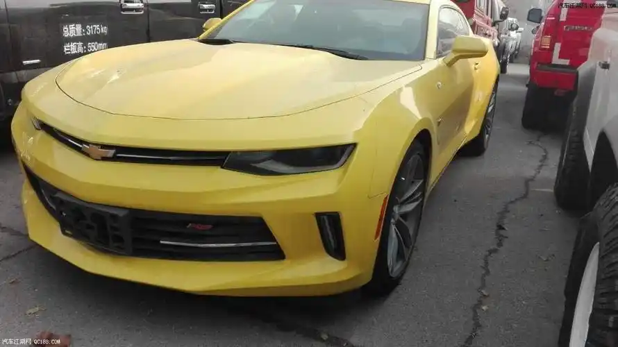 雪佛兰科迈罗大黄蜂多少钱