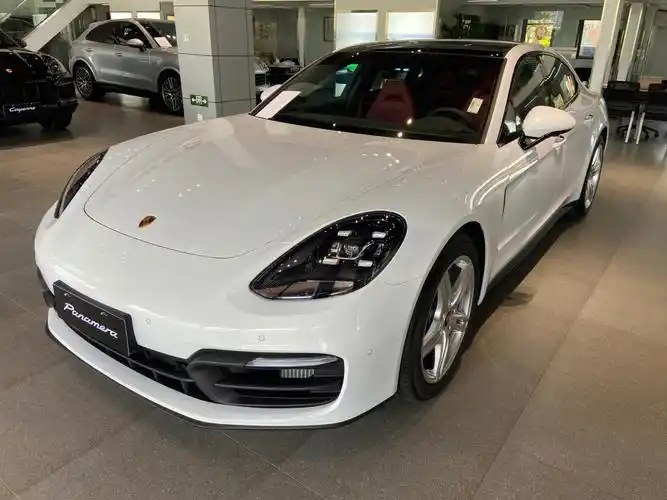 保时捷panamera