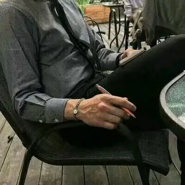 很绅士的真实的有范商务男头 成熟西装气质男头合集