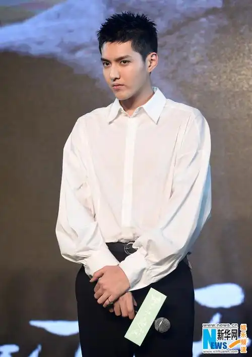 《夏有乔木》吴亦凡力挺夏木:他是另一个我