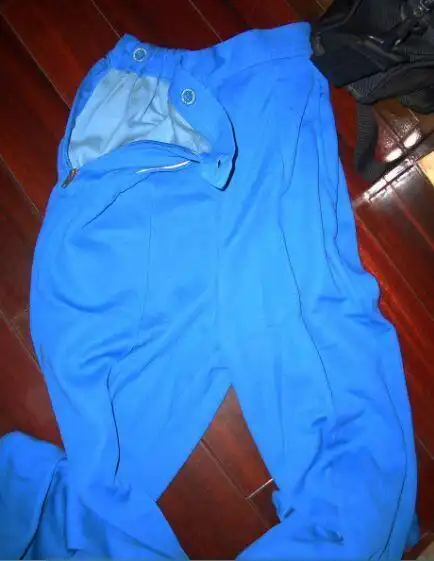 现在上海哪能都看不到这种初中校服了?80后的回忆啊