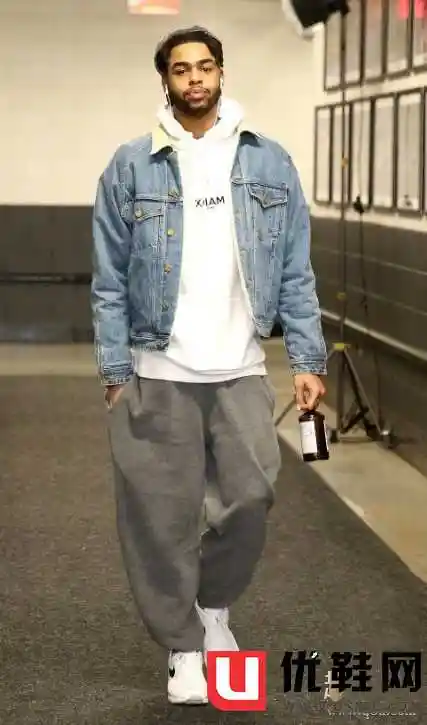 拉塞尔穿搭是什么水平拉塞尔日常穿搭合集