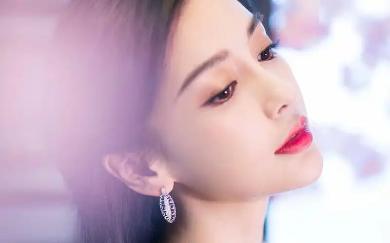 angelababy性感桌面壁纸-美女壁纸-高清美女图片-第4图-娟娟壁纸