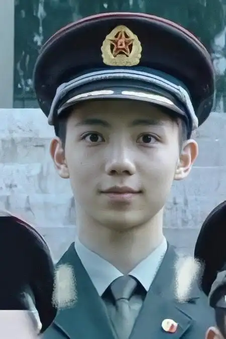 罗一舟好标准的丹凤眼啊