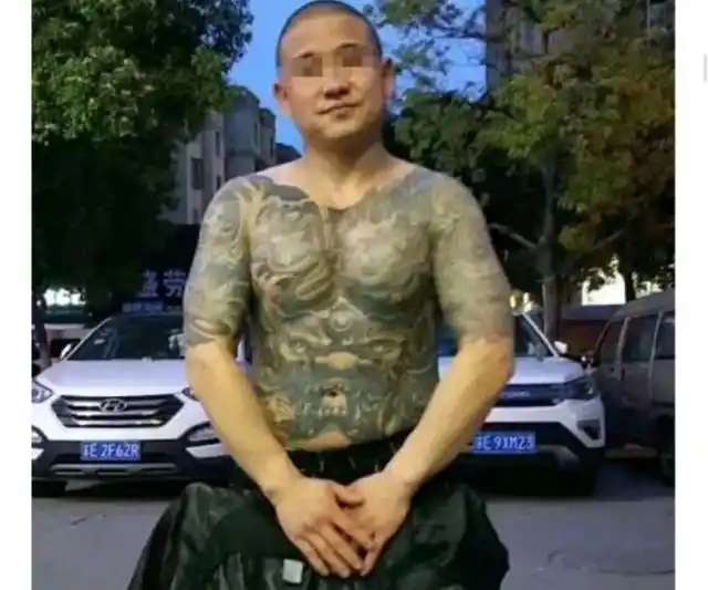 8.27昆山追砍电动车主遭反杀事件始末