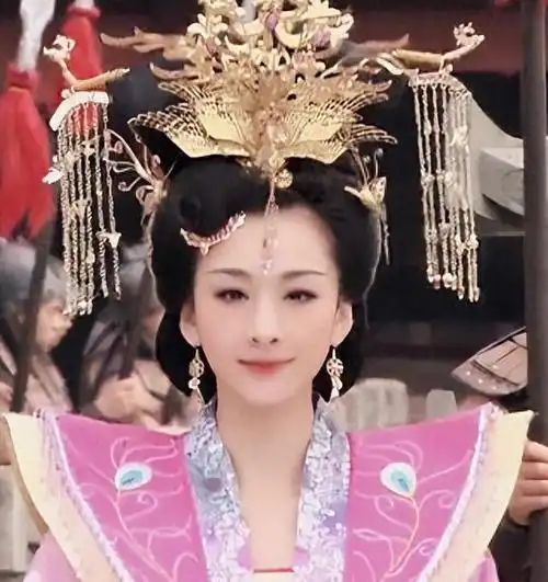 穆婷婷出道后剧剧爆火却被资本打压雪藏如今处境让人羡慕