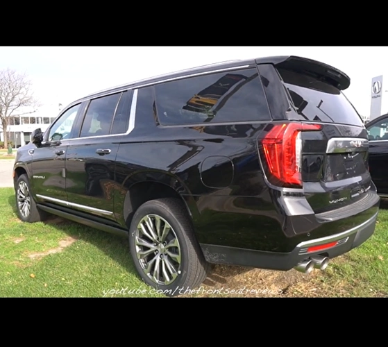 2021款的gmcyukondenali车型实拍