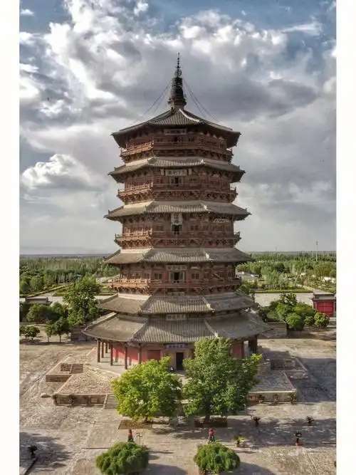 未用一钉一铁却屹立千年的应县木塔