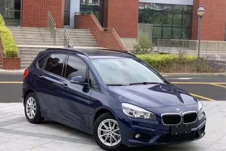 漳州宝马2系旅行车2016款218i15t手自一体时尚版