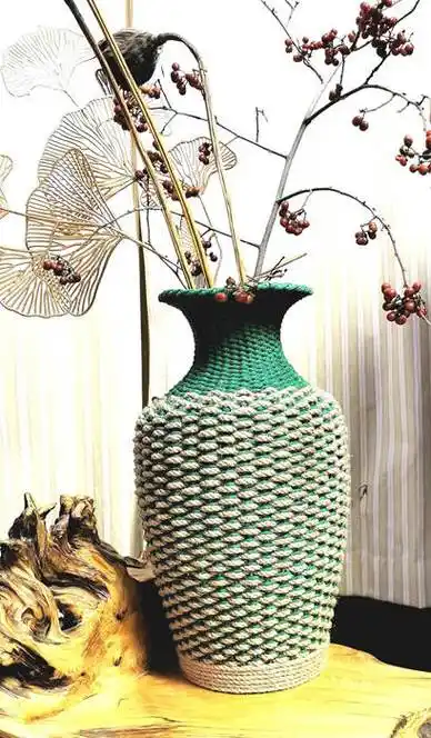 绳编艺术家韩奎霞作品《花瓶》荣获"荷花杯"山东省工艺美术设计创新