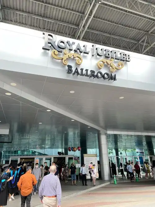 泰国斯坦福国际大学23届毕业典礼