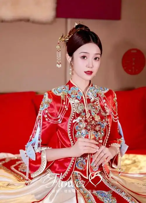 全网最减龄红色秀禾服新娘造型73中山跟妆