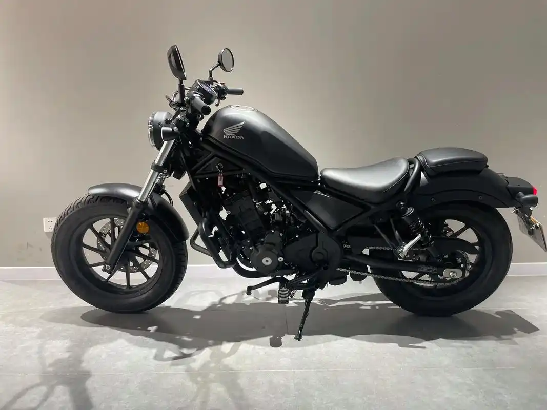 最新上架 #本田cm300 #复古摩托 #抖 - 抖音