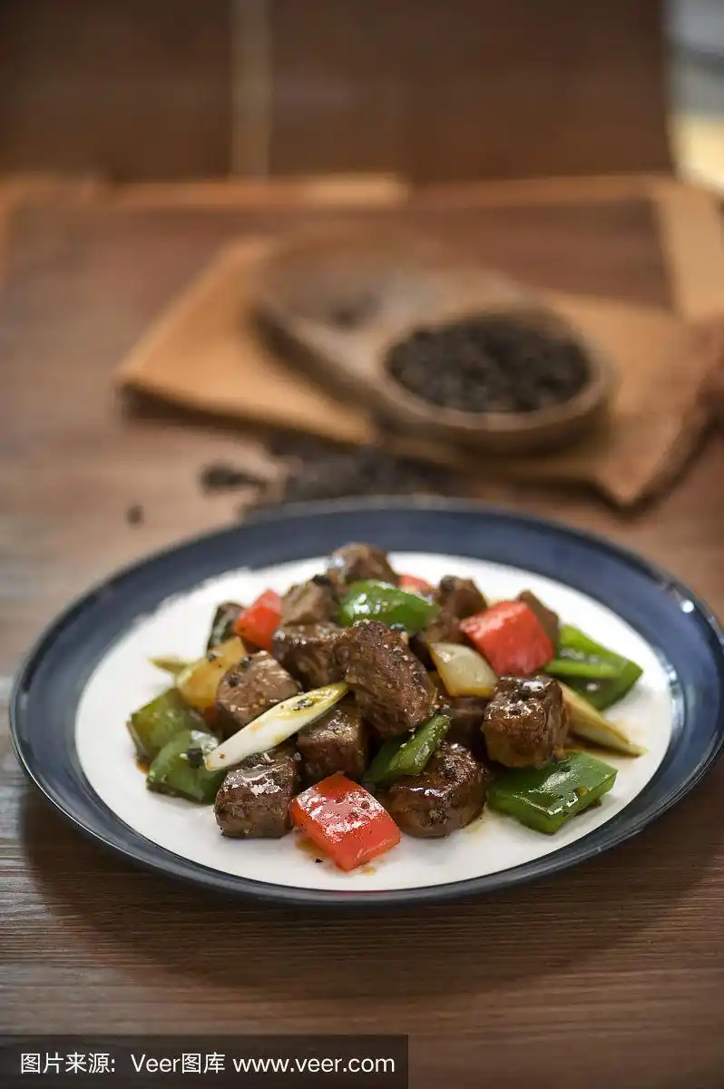 黑胡椒炒牛肉