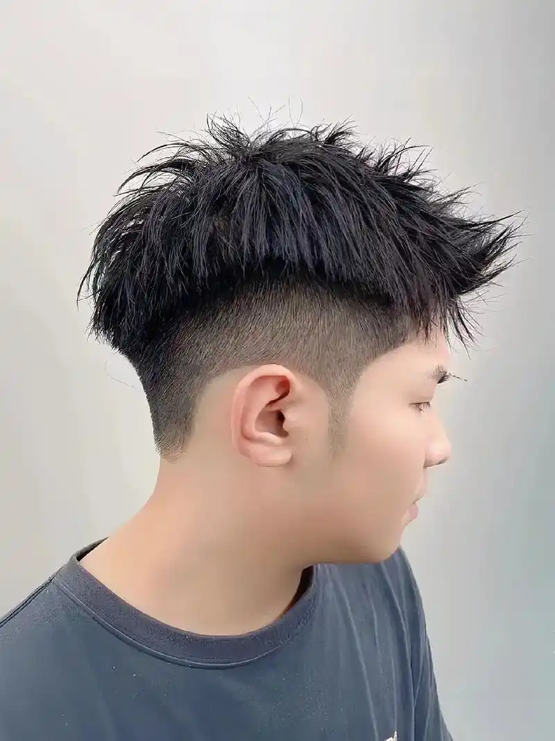 个性雅痞前刺发型| 自然好打理 一款干净清爽  - 抖音