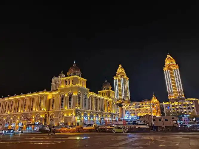 内蒙古满洲里夜景 - 抖音