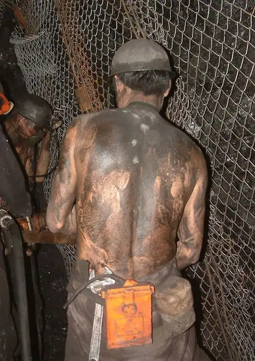 痛苦的,煤矿工人的,真的体现!