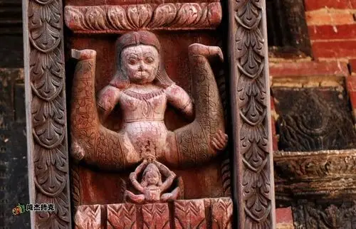 【引用】实拍尼泊尔寺庙性爱雕塑(原创)