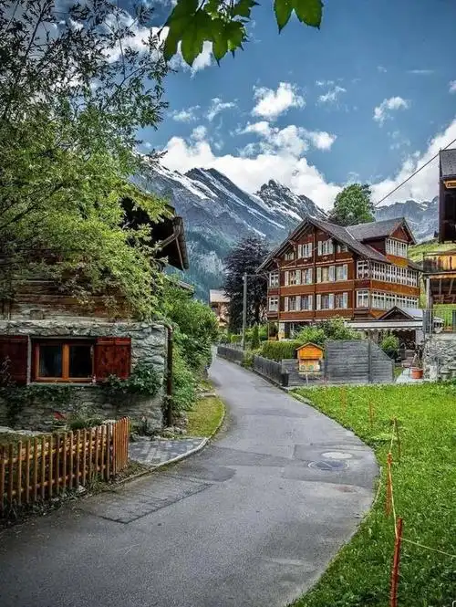 瑞士童话小镇-瑞士绝美的八个童话小镇