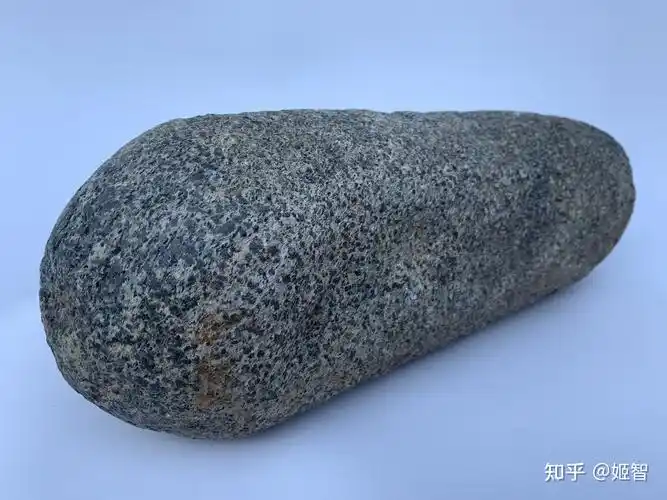 定向斜方辉岩质无球粒火星陨石