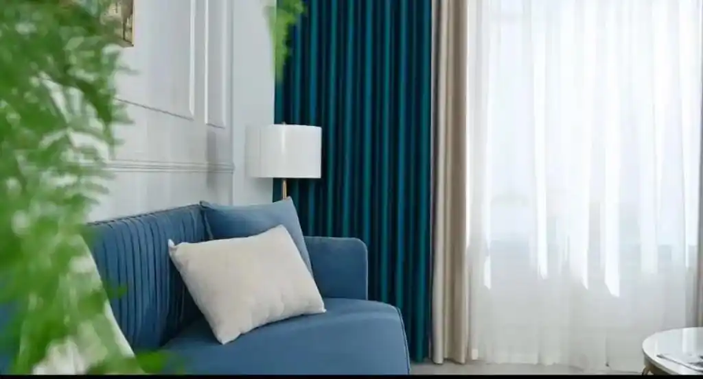 孔雀绿 白鹭色这款窗帘适合搭配轻奢风,现代风以及复古风的空 - 抖音