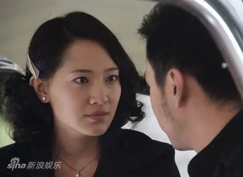 黄金密码秦子越演绎富家女为爱痛苦图