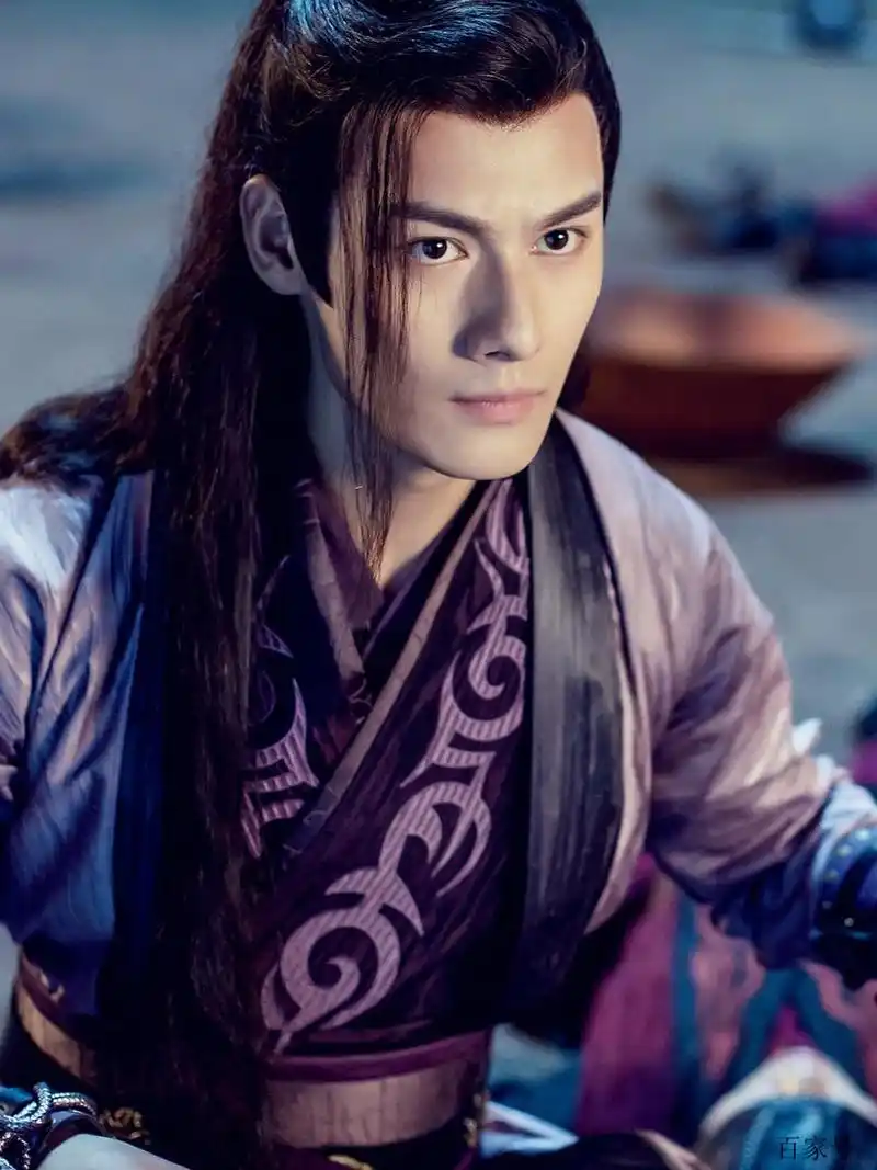 男明星身穿紫衣的古装扮相,谁最令你心动?