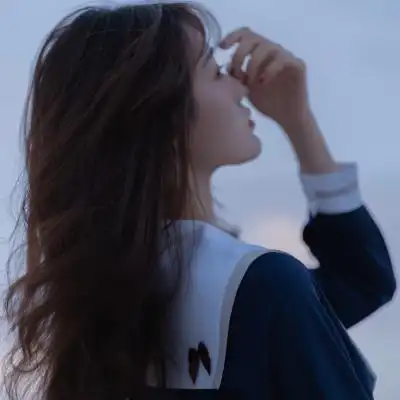 女生伤感绝望头像图片流泪唯美妩媚性感熟女