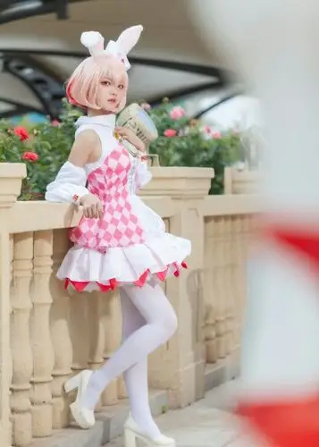 很可爱的兔子小姐白丝美腿cos太可爱了