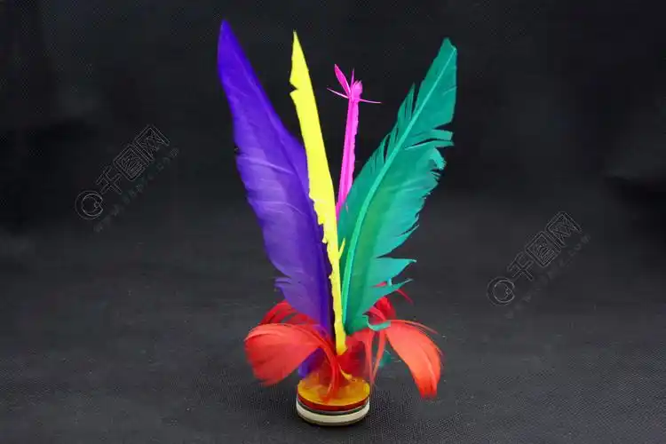 彩色毽球素材摄影图