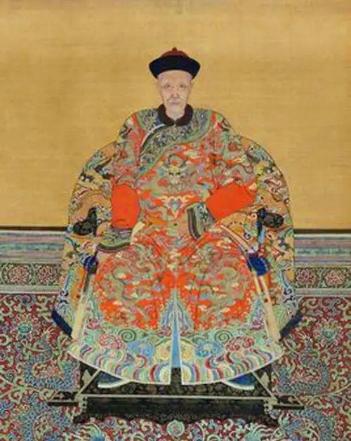 清朝宗室大臣,和硕庄亲王爱新觉罗·舒尔哈齐第六子,母