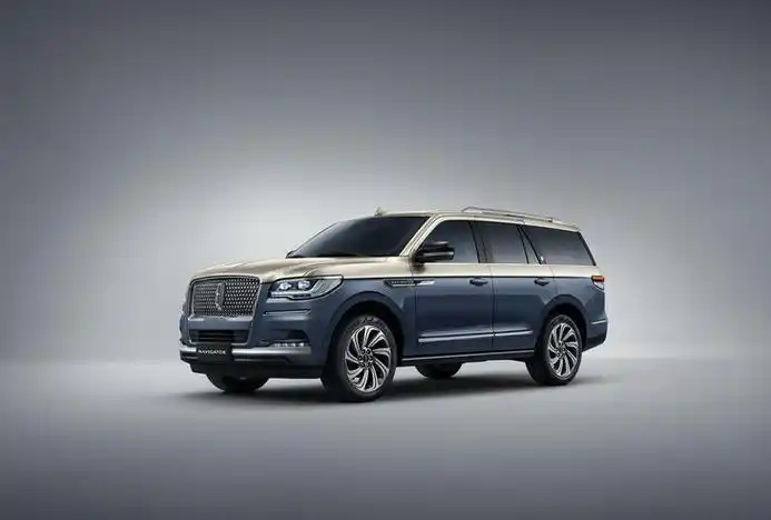 双拼车身 售价超100万元 林肯领航员蓝银版上市_凤凰网汽车_凤凰网
