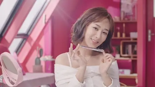 benefit 贝玲妃眉笔 杨紫 游乐场篇 - 新片场