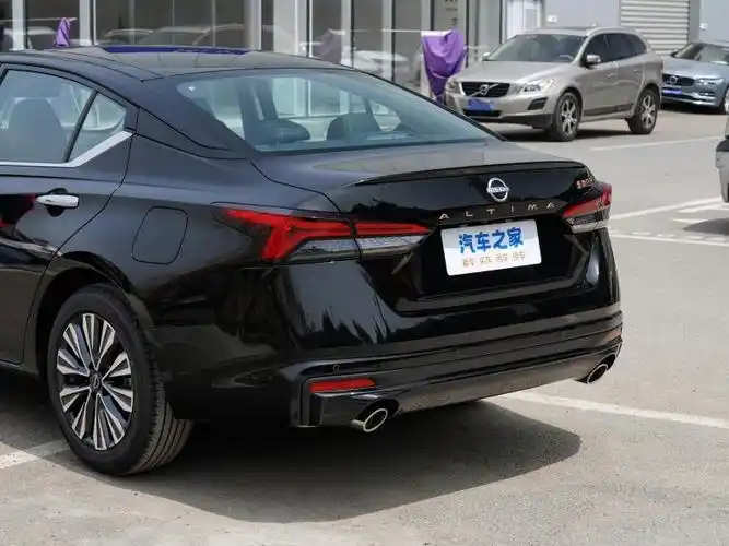 日产天籁倒车影像没反应,新天籁倒车影像模糊