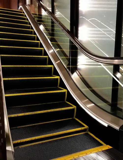 电动扶梯:大都会的名片 - 美篇