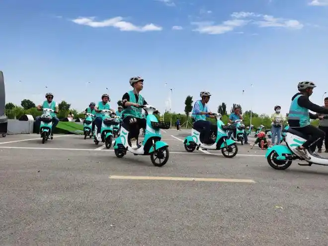 我市为共享电单车配备安全头盔让安全出行从"头"开始|骑行_网易订阅