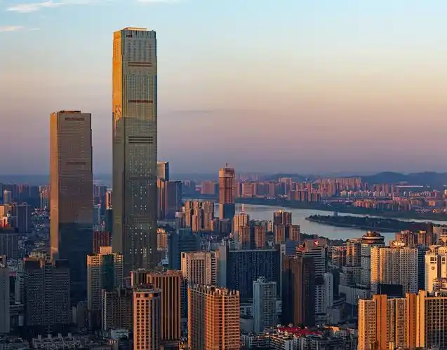 位于五一商圈的长沙国际金融中心(国金中心)工程获得国家优质工程奖.