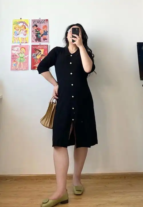 腰圆腿粗怎么办最真实的胖女孩穿搭造型让人眼前一亮