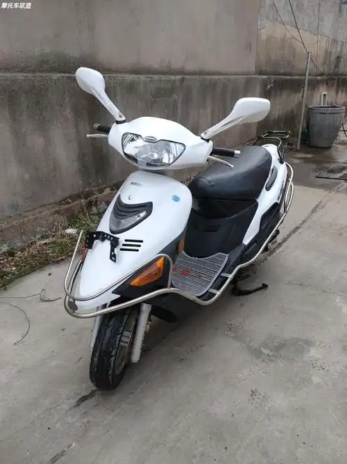 铃木海王星125黑色白色到手直接使用