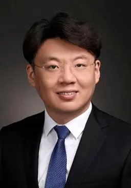 郑鑫,首都医科大学附属北京佑安医院泌尿外科副主任医师,医学博士